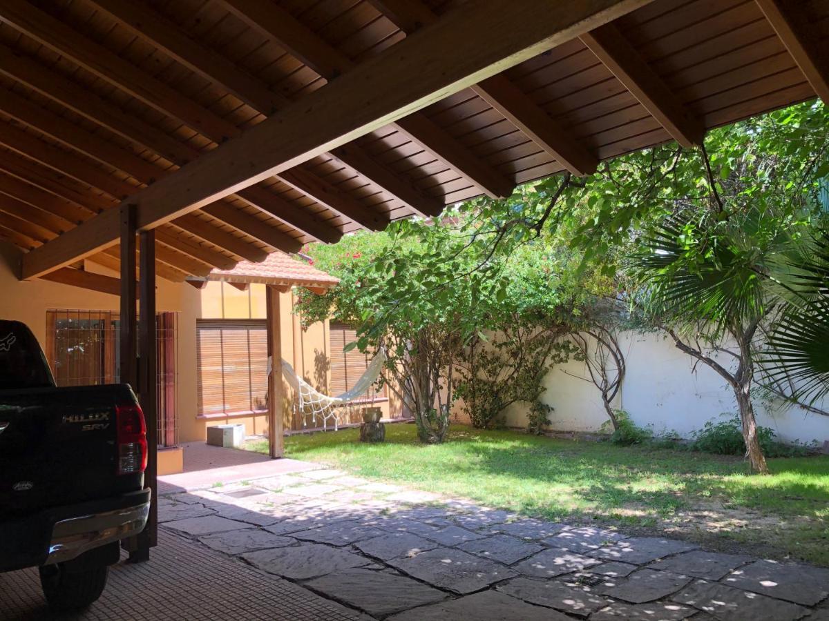 Villa Veinticinco Casa De Huespedes Mendoza Exterior foto