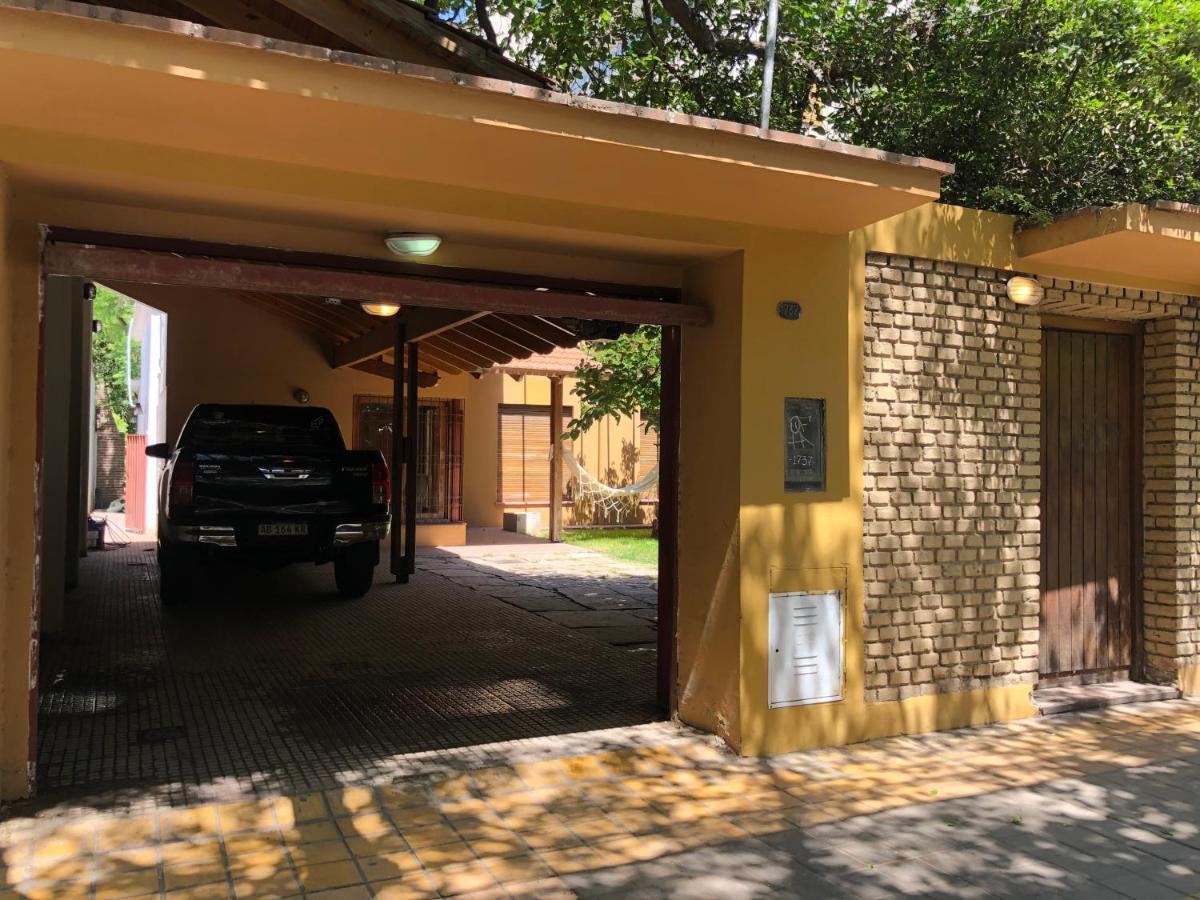 Villa Veinticinco Casa De Huespedes Mendoza Exterior foto